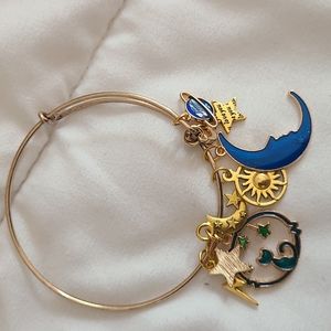 Hand crafted Gold plated bangle